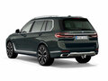2025 BMW X7 40d I (G07) Рестайлинг, серый - вид 3