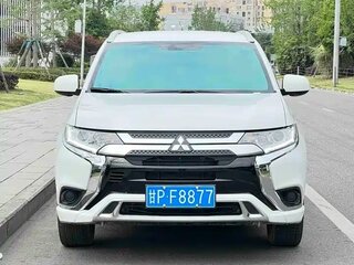 2022 Mitsubishi Outlander III Рестайлинг 3, белый, 1780334 рублей, вид 2