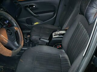 2016 Volkswagen Polo V Рестайлинг, чёрный, 1100000 рублей, вид 5