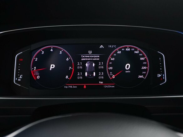 2019 Volkswagen Tiguan II, серебристый, 2255444 рублей - вид 21