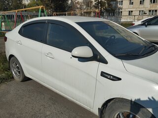 2014 Kia Rio III, белый, 790000 рублей, вид 3