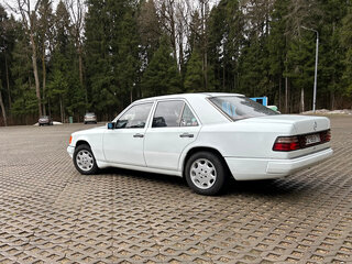 1991 Mercedes-Benz W124 200, белый, 500000 рублей, вид 4