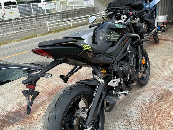 2025 Triumph Street Triple, чёрный, 1299000 рублей - вид 17