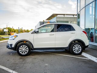 2014 SsangYong Actyon II Рестайлинг, белый, 998000 рублей, вид 4