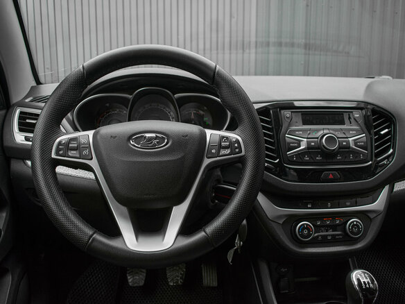 2019 Lada (ВАЗ) Vesta Cross I, белый, 930000 рублей - вид 11