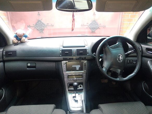 2004 Toyota Avensis II, серый, 780000 рублей - вид 8