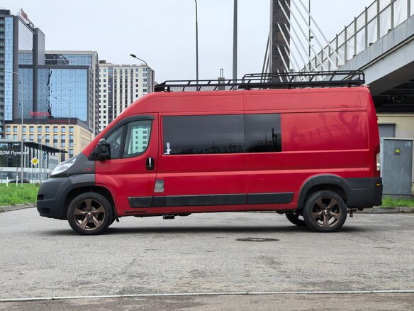 2011 Peugeot Boxer, красный, 2990000 рублей - вид 3