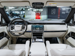 2026 Land Rover Range Rover P530 MHEV V, серый, 27200000 рублей, вид 3