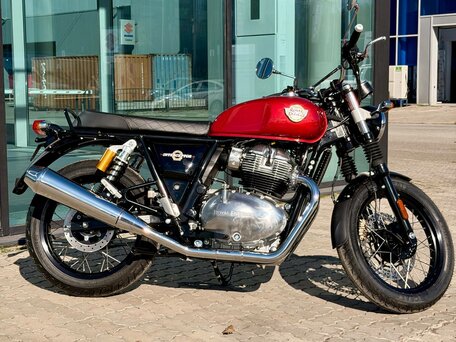 2026 Royal Enfield Interceptor 650, красный, 689000 рублей, вид 2