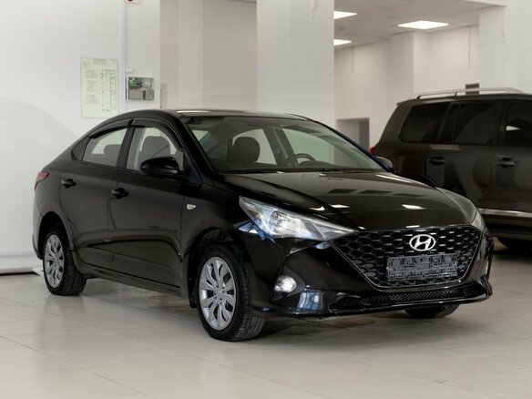 2021 Hyundai Solaris II Рестайлинг, чёрный, 1500000 рублей