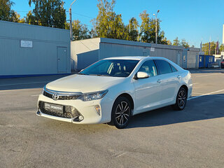 2018 Toyota Camry VII (XV50) Рестайлинг 2, белый, 2290000 рублей, вид 1