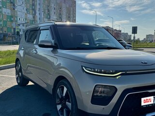 2019 Kia Soul III, бежевый, 1750000 рублей, вид 4