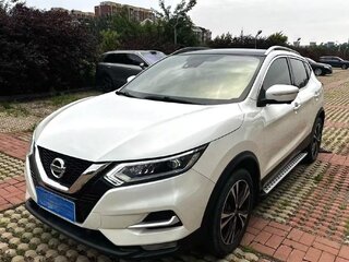 2022 Nissan Qashqai II Рестайлинг, белый, 1950000 рублей, вид 3