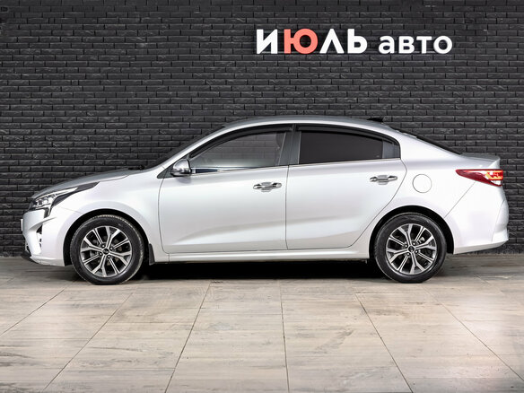2021 Kia Rio IV Рестайлинг, серебристый, 1660000 рублей - вид 8