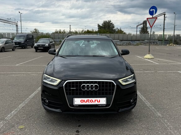 2014 Audi Q3 I (8U), чёрный - вид 1
