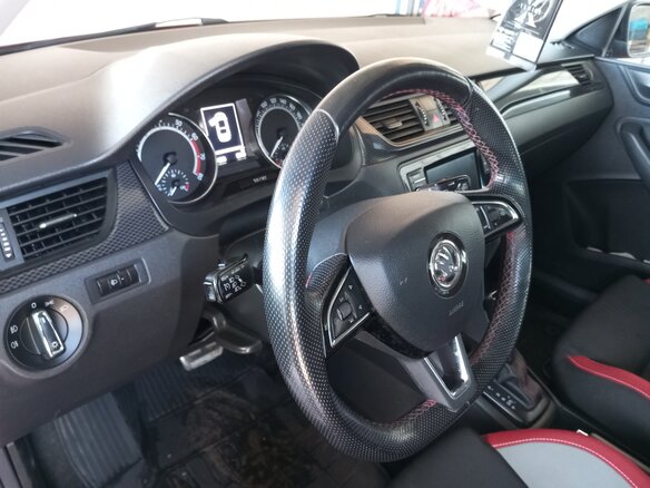 2019 Skoda Rapid I Рестайлинг, красный, 1400000 рублей - вид 4