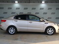 2015 Kia Rio III Рестайлинг, бежевый, 838000 рублей - вид 3