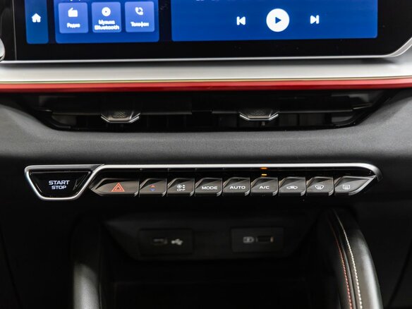 2023 Geely Coolray I Рестайлинг, красный, 2098000 рублей - вид 22