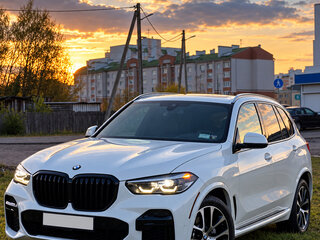 2021 BMW X5 40i IV (G05/G18), белый, 4800000 рублей, вид 1