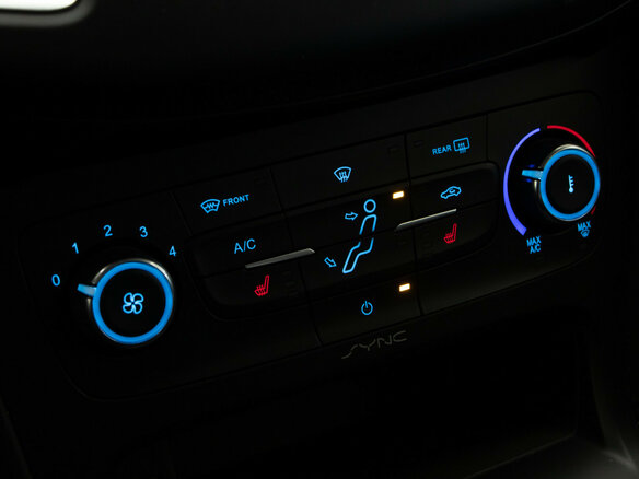 2018 Ford Focus III Рестайлинг, серый, 1250000 рублей - вид 14