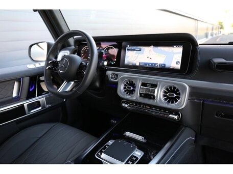 2026 Mercedes-Benz G-Класс 450 d III (W465) Рестайлинг, белый, 17000000 рублей, вид 5