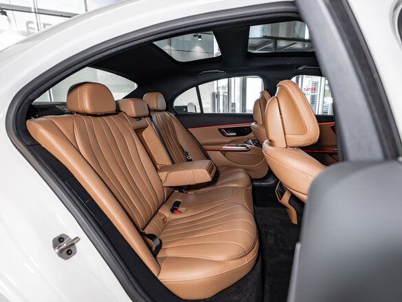 2025 Mercedes-Benz E-Класс 300 VI (W214, S214), белый - вид 24