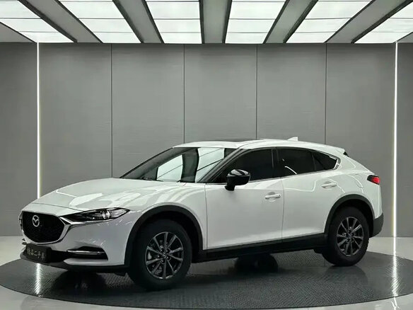 2022 Mazda CX-4 I Рестайлинг, белый, 2300700 рублей - вид 1