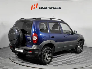 2017 Chevrolet Niva I Рестайлинг, синий, 620000 рублей, вид 5