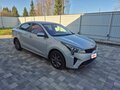 2021 Kia Rio IV Рестайлинг, серый, 1650000 рублей - вид 1