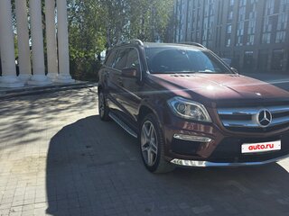 2014 Mercedes-Benz GL-Класс 500 II (X166), красный, 3000000 рублей, вид 3