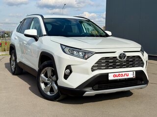 2020 Toyota RAV4 V (XA50), белый, 3100000 рублей, вид 1