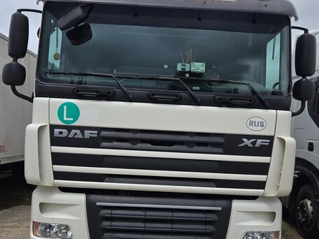 2017 DAF XF 105, белый, 5500000 рублей, вид 2