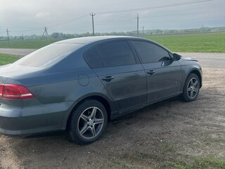 2011 Volkswagen Passat B7, серый, 650000 рублей, вид 4