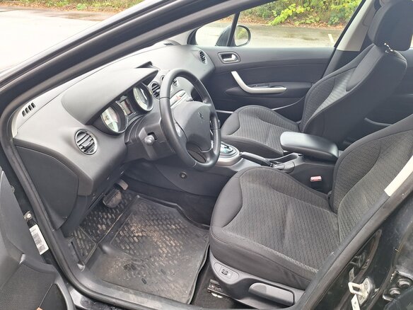 2009 Peugeot 308 I, чёрный - вид 6