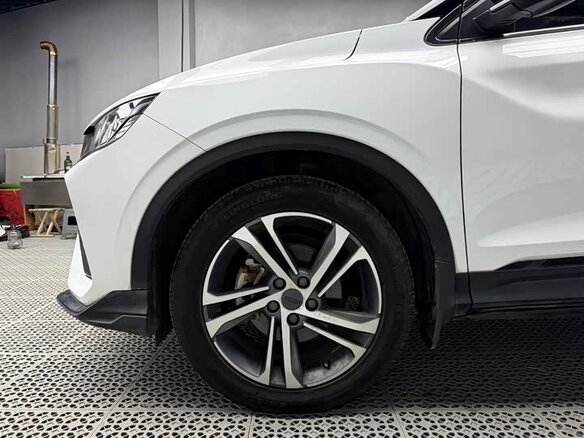 2023 Geely Binyue I Рестайлинг, белый, 1250000 рублей - вид 6