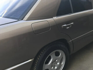 1987 Mercedes-Benz W124 230 4-speed, коричневый, 1450000 рублей, вид 4