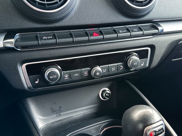 2019 Audi A3 III (8V) Рестайлинг, белый, 1649000 рублей - вид 31