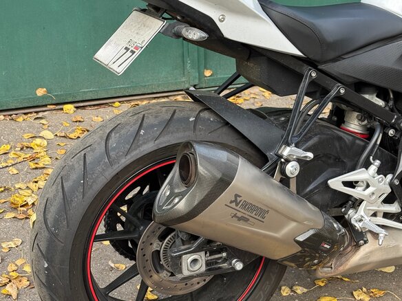 2018 BMW S 1000 R, белый, 1222000 рублей - вид 11