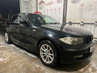 2007 BMW 1 серии 118i I (E81/E82/E87/E88) Рестайлинг, чёрный, 740000 рублей, вид 3