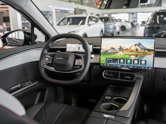 2026 Omoda C5 II, серый, 2929000 рублей - вид 9