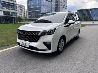 2023 Wuling Jiachen, белый, 1276000 рублей, вид 3