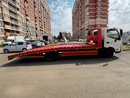 2014 Hino Series 300 (Dutro), белый, 2699000 рублей, вид 4
