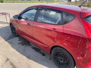 2011 Hyundai Solaris I, красный, 670000 рублей, вид 3