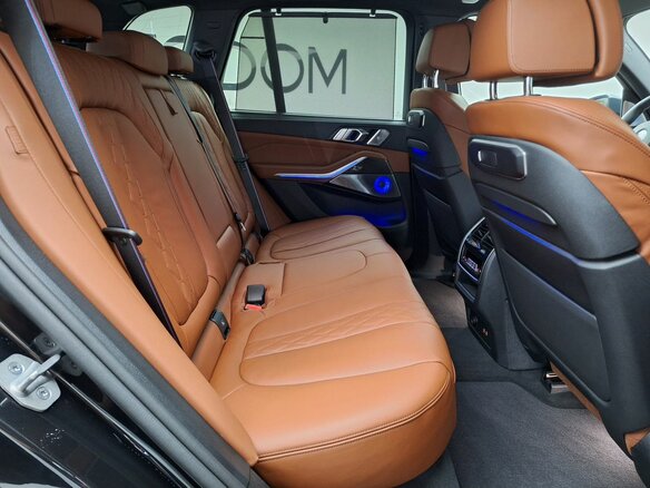 2025 BMW X5 40d IV (G05/G18) Рестайлинг, чёрный - вид 5
