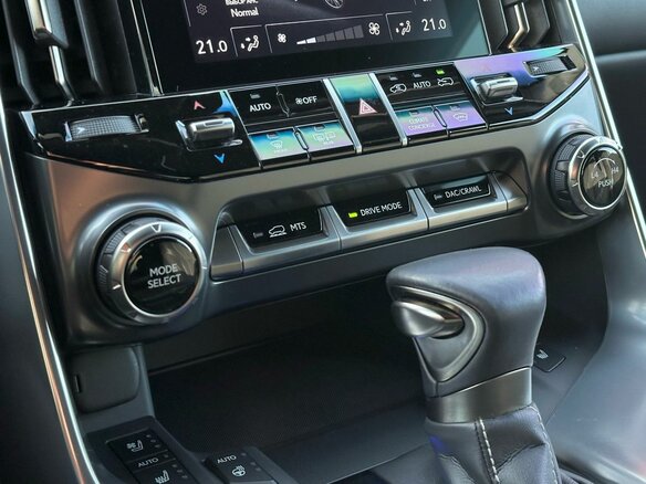 2022 Lexus LX 600 IV, белый, 15499000 рублей - вид 21