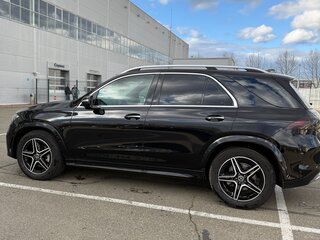 2020 Mercedes-Benz GLE 300 d II (V167), чёрный, 6200000 рублей, вид 5