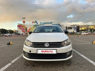 2018 Volkswagen Polo V Рестайлинг, белый, 1050000 рублей, вид 2