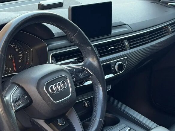 2019 Audi A4 V (B9), чёрный, 1990000 рублей - вид 2