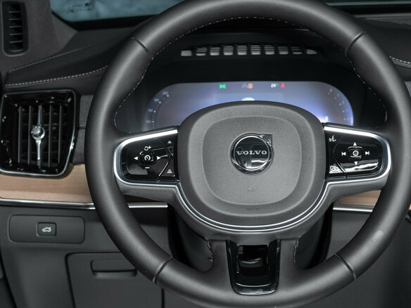 2026 Volvo XC90 B5 II Рестайлинг 2, серый, 10600000 рублей - вид 17