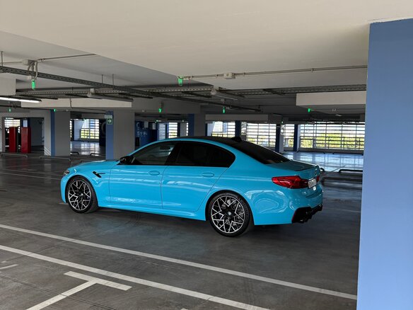 2019 BMW M5 Competition VI (F90), голубой, 9700000 рублей - вид 8
